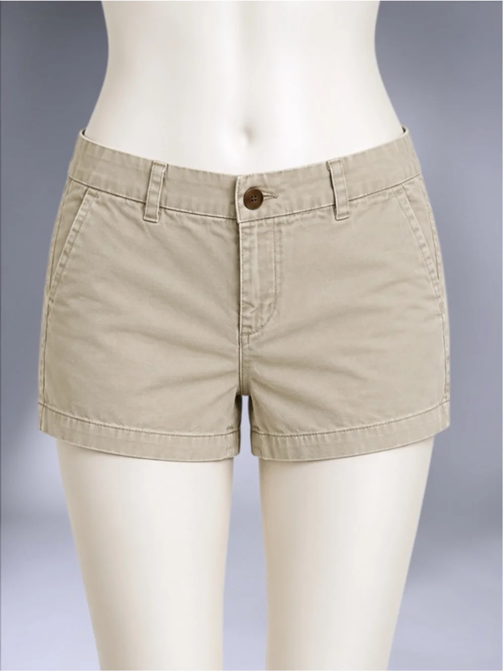 Merona Women’s Khaki Chino Shorts – Size 6